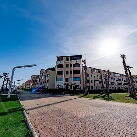 아파트 Front De Mer-26 By Interhome