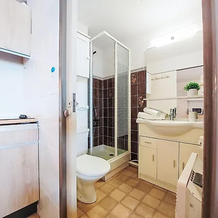 Front De Mer-26 By Interhome Apartman