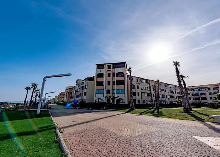 Appartement Front De Mer-26 By Interhome